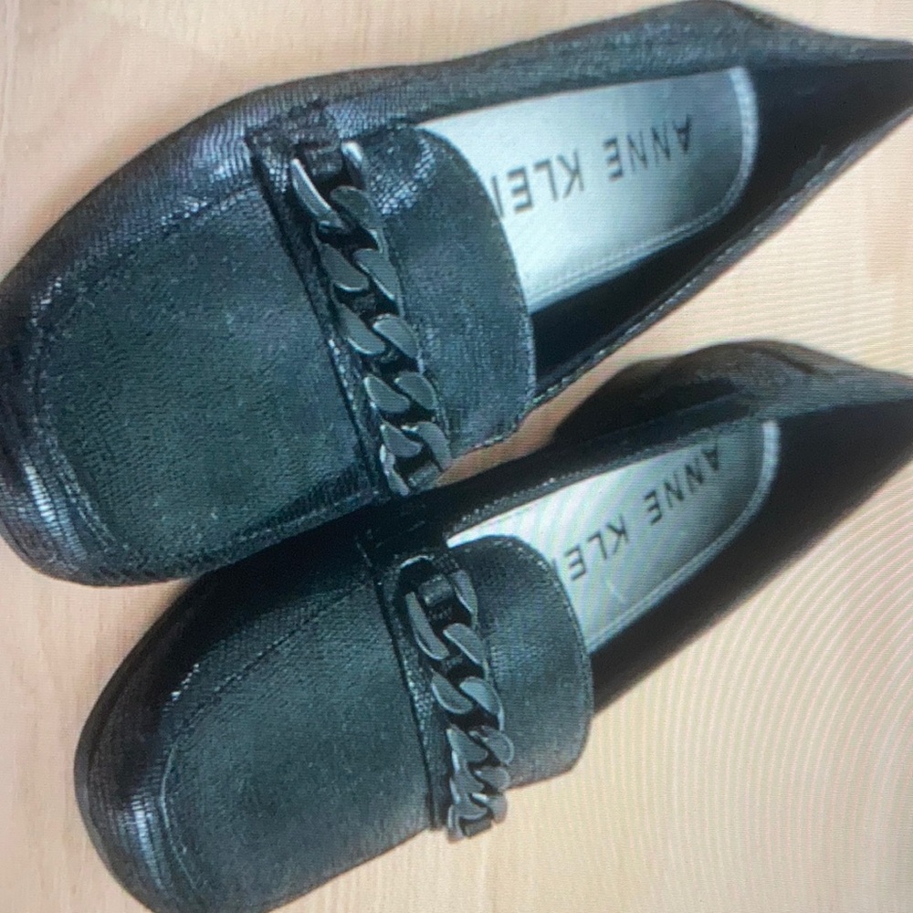 Anne Klein women’s size 7 Valusity Loafer Black Multi Fabric